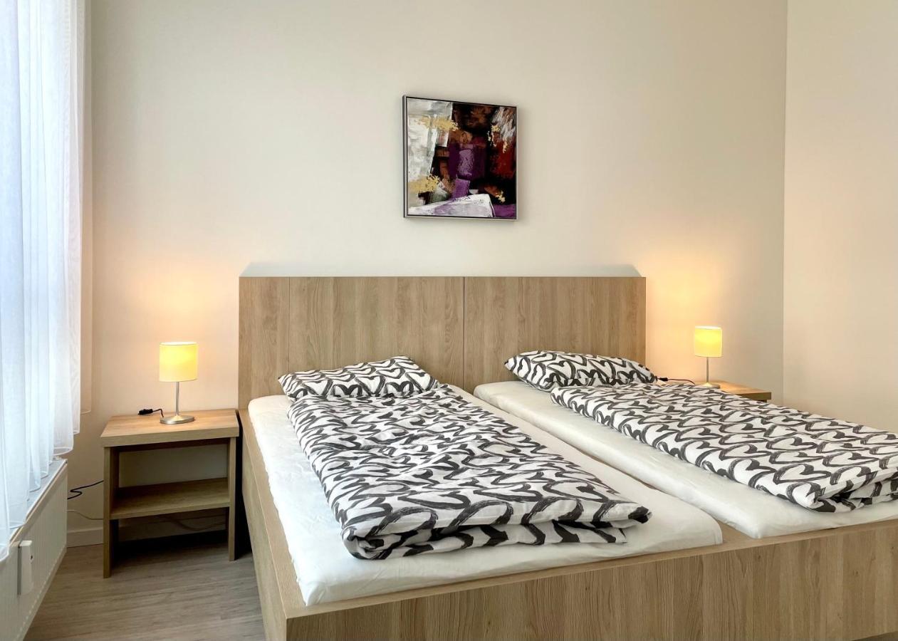Central Stay Bratislava Ngoại thất bức ảnh