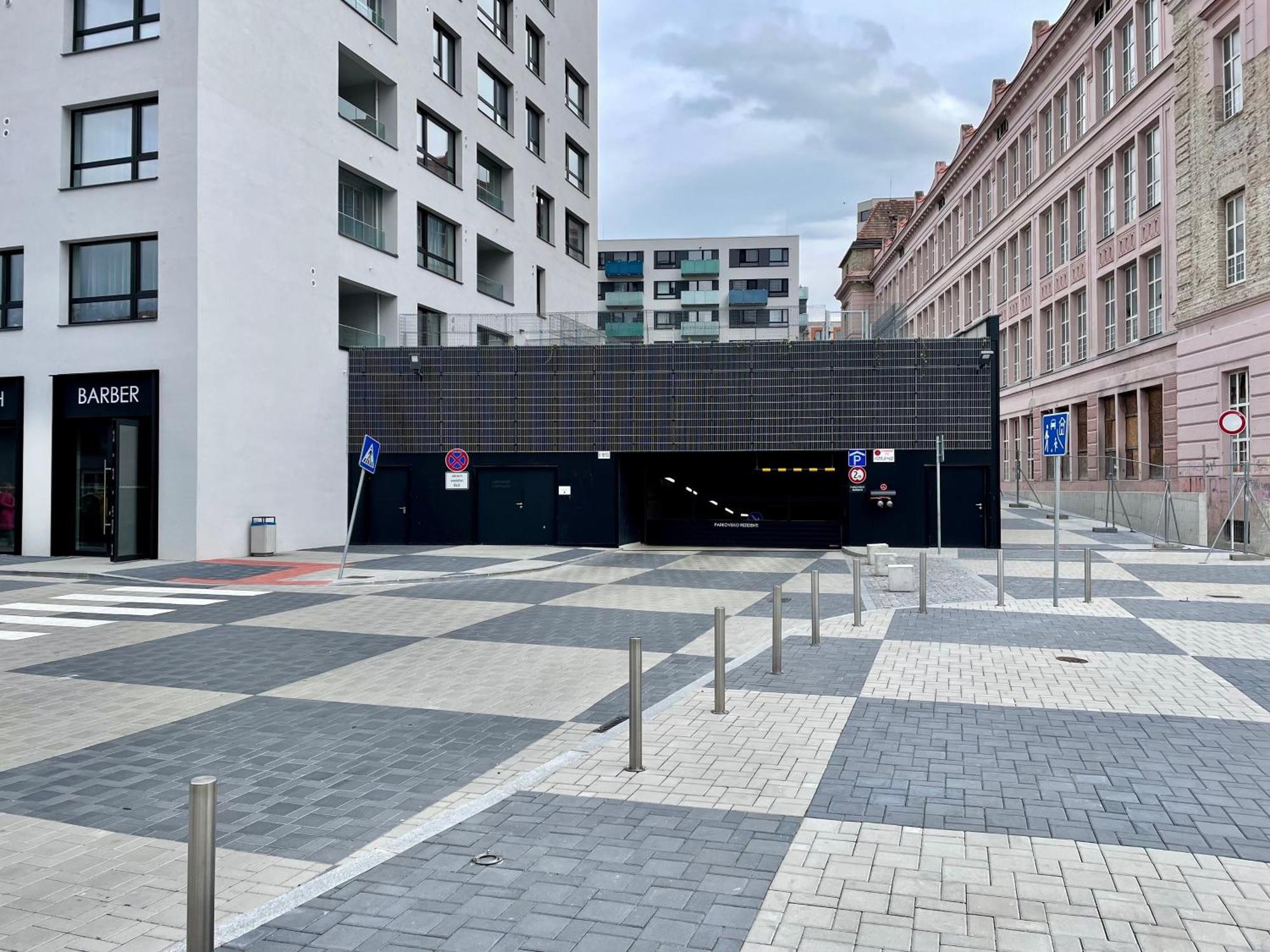 Central Stay Bratislava Ngoại thất bức ảnh